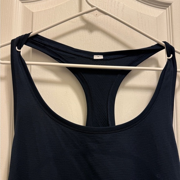 Lululemon Cool Racerback Tank
Light Luon Size Large True Navy - Picture 3 of 9